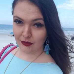 Meet your Posher, Courtney